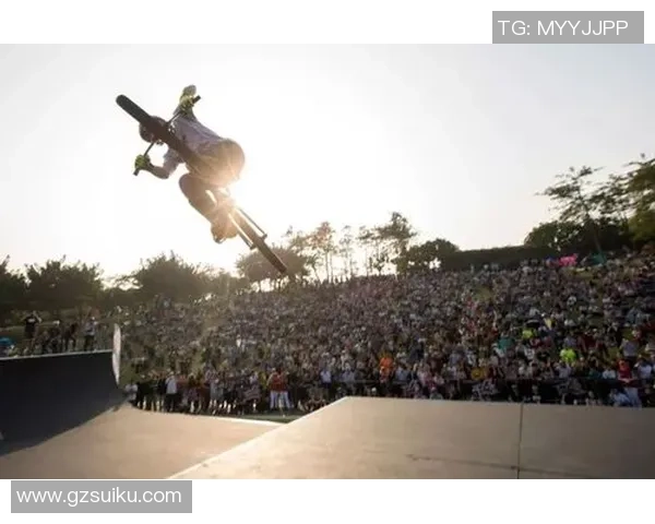 深圳街舞队在滑板精英赛中的拼搏历程与梦想追逐之路