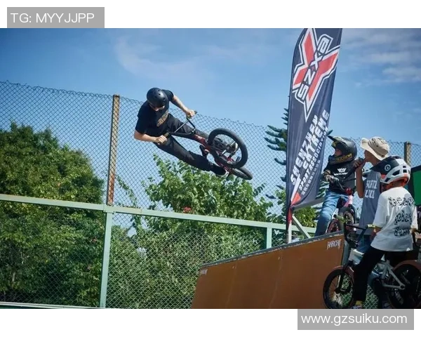 重庆极限运动队灵活性对比分析及其对竞技表现的影响探讨 重庆极限运动队灵活性对比分析及其对竞技表现的影响探讨